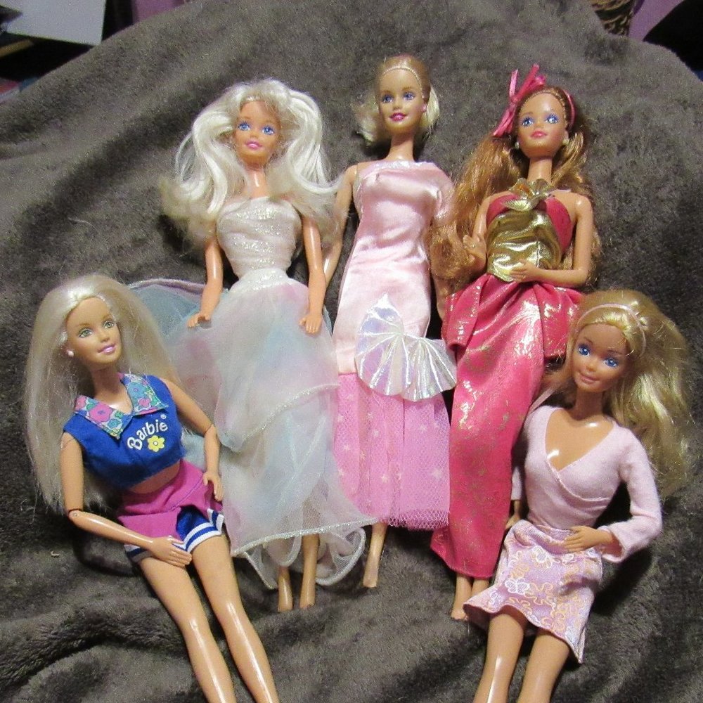 Vintage Group of 1966  Barbies